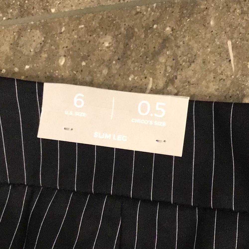 Chico’s Seamless Ponte Pinstripe Tapered Ankle Pant Black/Gray, 8, NWT - Picture 7 of 16